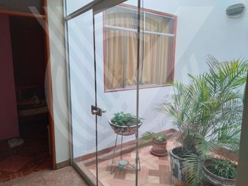 GRAN OPORTUNIDAD: SE VENDE EDIFICIO EN LÍMITE CON PUNTA HERMOSA-LURIN