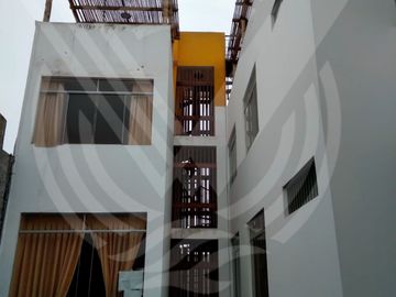 GRAN OPORTUNIDAD: SE VENDE EDIFICIO EN LÍMITE CON PUNTA HERMOSA-LURIN