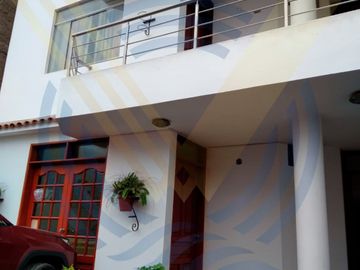 GRAN OPORTUNIDAD: SE VENDE EDIFICIO EN LÍMITE CON PUNTA HERMOSA-LURIN