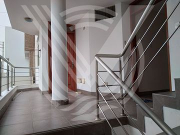 GRAN OPORTUNIDAD: SE VENDE EDIFICIO EN LÍMITE CON PUNTA HERMOSA-LURIN
