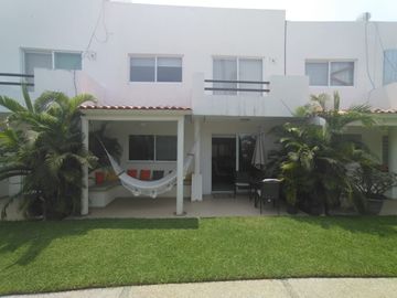 FABULOSA VILLA EN RENTA, VILLAS VELATO. ACAPULCO DIAMANTE