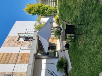 Casa de 4 Recámaras con Amplio Jardín, Residencia La Moraleja Pachuca Hidalgo
