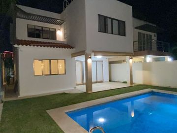 Casa en venta Residencial el cielo Playa del Carmen Q Roo