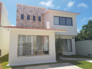 Casa en venta Residencial el cielo Playa del Carmen Q Roo