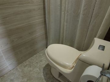 AMPLIA CASA CAMPO EN VENTA-URB.LA MOLINO- LOS EJIDOS- PIURA
