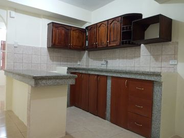 SAUCES 6, VILLA 3 PLANTAS, CON TERRAZA, ACEPTO BIESS