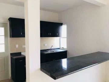 PRE-VENTA DE CASA EN EL FRACCIONAMIENTO JARDINES DEL SAUCE ALBERCA COMÚN