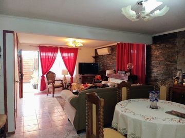 V 1544-S-GR-Vendo Casa en Talca
