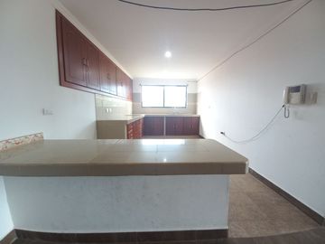 CASA CON ESPACIO VERDE EN VENTA SECTOR HOSTERIA BAGUANCHI