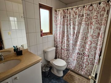 venta casa La Hacienda Causiño Macul, amplia cómoda segura 4dormitorios 3 baños