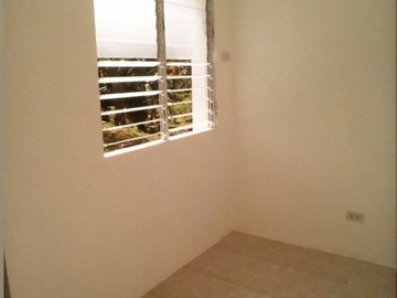FOR SALE 2 STOREY TOWNHOUSE AT ESPERANZA HOMES IN CAN-ASUJAN, CARCAR CITY