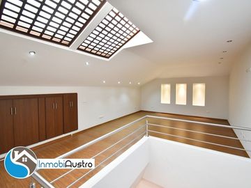 CICA, Venta de Hermoso Departamento Duplex