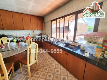 ทาวน์โฮม 4 ชั้น ซอยเทศบาลสงเคราะห์2 บองมาร์เช่ มาร์เก็ตพาร์ค