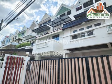 ทาวน์โฮม 4 ชั้น ซอยเทศบาลสงเคราะห์2 บองมาร์เช่ มาร์เก็ตพาร์ค