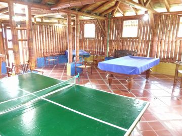 Hotel Campestre en Venta -Zona Pueblo Tapao
