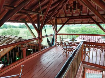Hotel Campestre en Venta -Zona Pueblo Tapao
