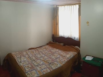 Casa en VENTA, Sector semi-comercial tras el Santa Maria del Terminal Quitumbe, Sur de Quito, Ecuador