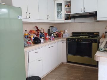 Ibarra - Hermosa Casa de Venta en Conjunto Habitacional 