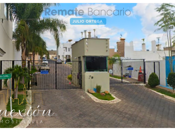 CASA EN REMATE BANCARIO LOMAS DEL CUATRO SAN PEDRO TLAQUEPAQUE