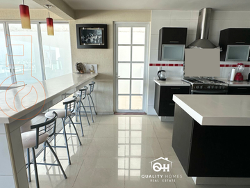 CASA EN VENTA EN LOMAS DEL TECNOLOGICO CUENTA CON 3 NIVELES