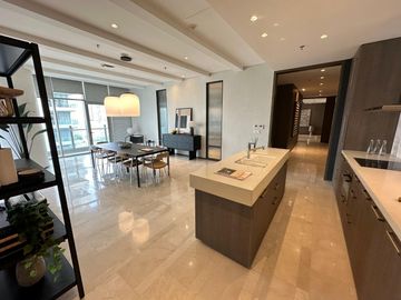 Apartemen 4 BR Siap Huni Furnished Strategis Kuningan Jakarta Selatan