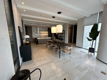 Apartemen 4 BR Siap Huni Furnished Strategis Kuningan Jakarta Selatan