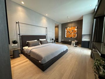 Apartemen 4 BR Siap Huni Furnished Strategis Kuningan Jakarta Selatan