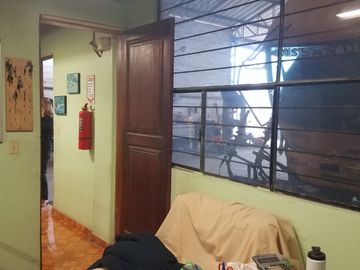 BODEGA DE VENTA SECTOR SAN CAMILO - CALDERON 1.370 M2 TERRENO
