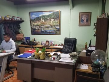 BODEGA DE VENTA SECTOR SAN CAMILO - CALDERON 1.370 M2 TERRENO