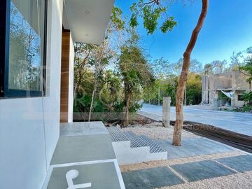 CASA NUEVA DE 2 NIVELES ALDEA UMM A ESTRENAR