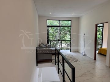 CASA NUEVA DE 2 NIVELES ALDEA UMM A ESTRENAR