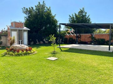 $1,890,000 Una Casa Nueva con Alberca en Jiutepec Morelos