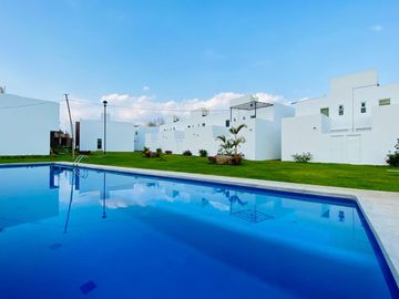$1,890,000 Una Casa Nueva con Alberca en Jiutepec Morelos