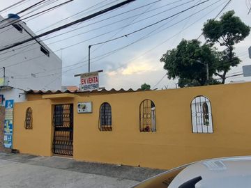 Venta propiedad esquinera en la Ciudadela Guayacanes norte de Guayaquil
