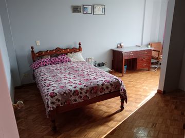 CASA RENTERA EN  VENTA COCHAPAMBA