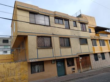CASA RENTERA EN  VENTA COCHAPAMBA