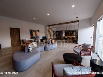 Departamento en venta, 2 recamaras, cerca de Plaza del Sol y La Perla, Zapopan