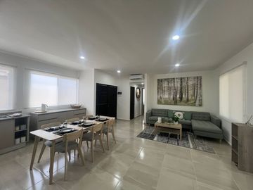Venta de Departamento en Ciudad Mayakoba con Alberca