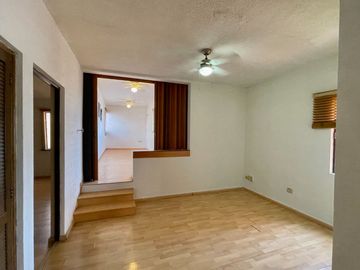Venta de Casa en Cumbres Tercer Sector Monterrey Nuevo Leon