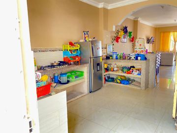 Casa en venta en urbanización privada Zhara