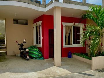 Casa en venta en urbanización privada Zhara
