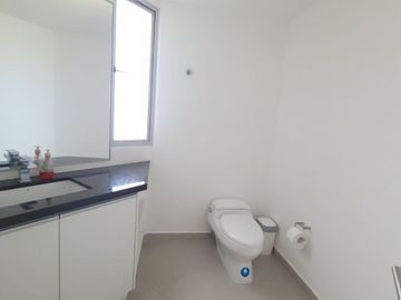 Departamento en venta primera línea al Mar, sector playa Murciélago, Cerca al Mall del Pacífico  Manta Ecuador