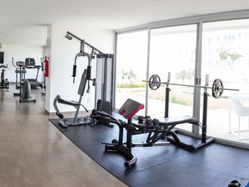 Departamento en venta primera línea al Mar, sector playa Murciélago, Cerca al Mall del Pacífico  Manta Ecuador