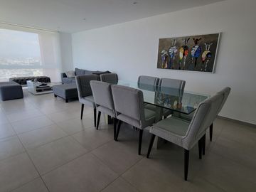 Departamento en venta primera línea al Mar, sector playa Murciélago, Cerca al Mall del Pacífico  Manta Ecuador