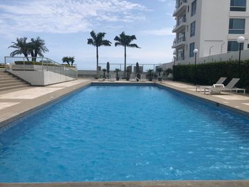 Departamento en venta primera línea al Mar, sector playa Murciélago, Cerca al Mall del Pacífico  Manta Ecuador