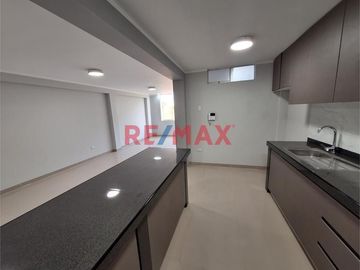 Departamento Flat Frente A Parque
