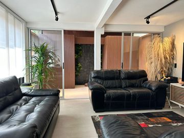 PR21260 Casa en venta en el sector Suramericana