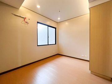For Sale: Brand New 3 Bedroom House and Lot in Ireneville Village Parañaque