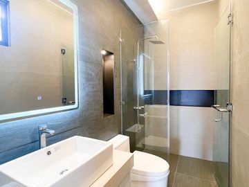 For Sale: Brand New 3 Bedroom House and Lot in Ireneville Village Parañaque