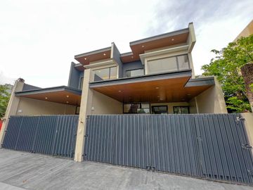 For Sale: Brand New 3 Bedroom House and Lot in Ireneville Village Parañaque
